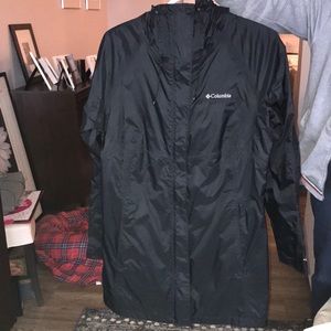 Women’s rain jacket